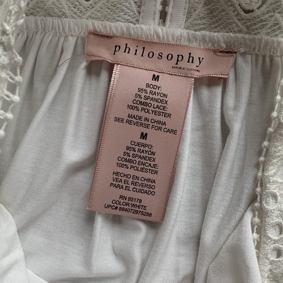 Classy white top with lace bodice and shoulders. - Picture 3 of 4